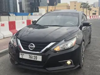 2017 Nissan Altima in Dubai used car