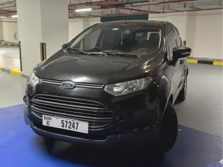 2015 Ford EcoSport في Dubai سيارة مستعملة