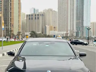 2022 BMW 7-Series في Dubai سيارة مستعملة
