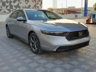 2023 Honda Accord في Dubai سيارة مستعملة