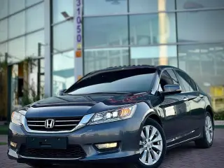 2013 Honda Accord في Ajman سيارة مستعملة