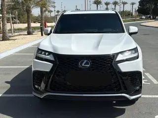 2023 Lexus LX600 in Abu Dhabi used car