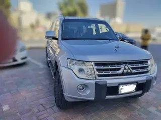 2010 Mitsubishi Pajero in Dubai used car