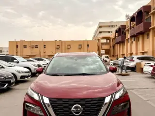 2021 Nissan Rogue in Sharjah used car
