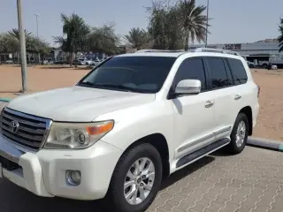 2014 Toyota Land Cruiser in Al Ain used car