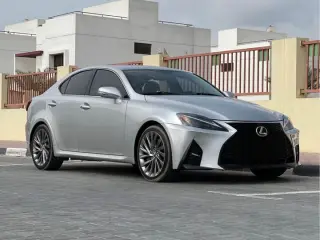 2010 Lexus IS in Dubai used car