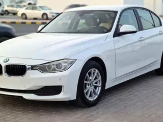 2016 BMW 3-Series في Dubai سيارة مستعملة