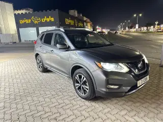 2018 Nissan Rogue في Ras Al Khaimah سيارة مستعملة
