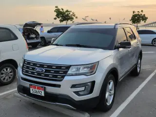 2017 Ford Explorer in Abu Dhabi used car