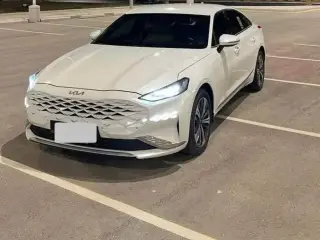 2022 Kia K8 in Dubai used car