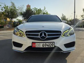 2013 Mercedes-Benz E-Class في Abu Dhabi سيارة مستعملة
