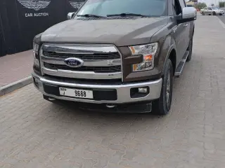 2017 Ford F150 في Dubai سيارة مستعملة