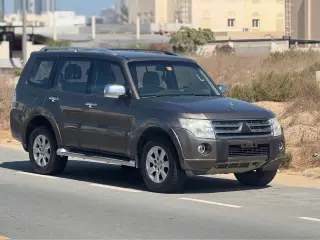 2010 Mitsubishi Pajero in Dubai used car
