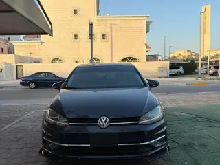 2019 Volkswagen Golf in Dubai used car