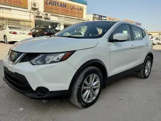 2019 Nissan Rogue في Ajman سيارة مستعملة