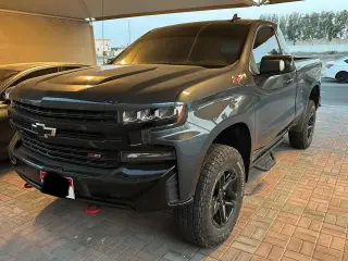 2019 Chevrolet Silverado في Dubai سيارة مستعملة