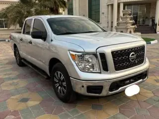 2018 Nissan Titan في Dubai سيارة مستعملة