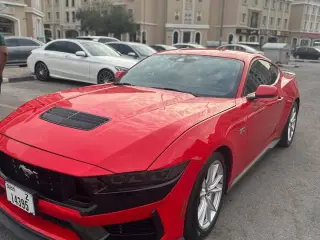 2024 Ford Mustang في Dubai سيارة مستعملة