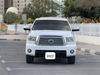2013 Toyota Tundra in Sharjah used car
