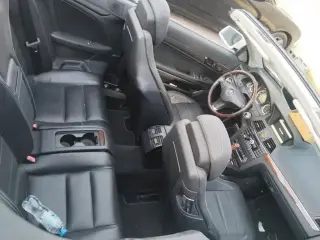 2012 Mercedes-Benz E-Class في Dubai سيارة مستعملة