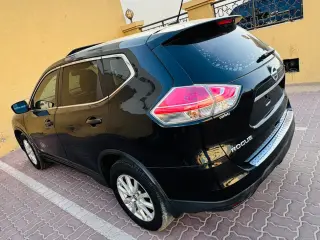 2016 Nissan Rogue in Dubai used car