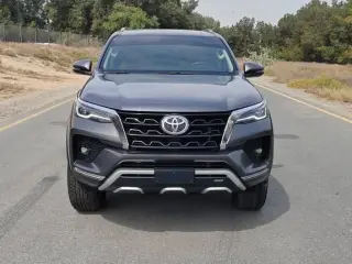 2021 Toyota Fortuner in Sharjah used car