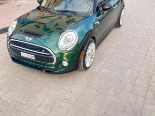 2014 Mini John Cooper Works في Dubai سيارة مستعملة