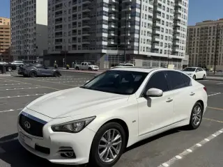 2015 Infiniti Q50 in Dubai used car