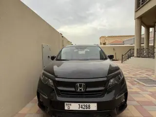 2022 Honda Pilot في Dubai سيارة مستعملة