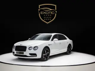2018 Bentley Continental Flying Spur في Dubai سيارة مستعملة