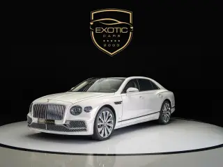 2021 Bentley Continental Flying Spur في Dubai سيارة مستعملة