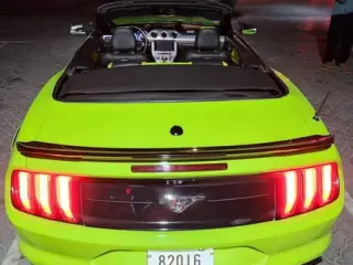 2022 Ford Mustang في Dubai سيارة مستعملة