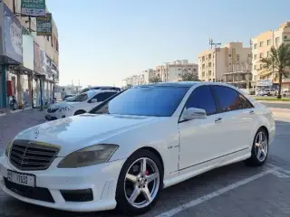 2007 Mercedes-Benz S-Class في Dubai سيارة مستعملة
