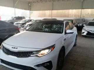 2020 Kia Optima في Sharjah سيارة مستعملة