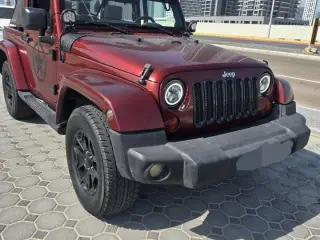 2009 Jeep Wrangler في Abu Dhabi سيارة مستعملة
