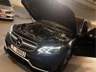 2014 Mercedes-Benz E-Class في Abu Dhabi سيارة مستعملة