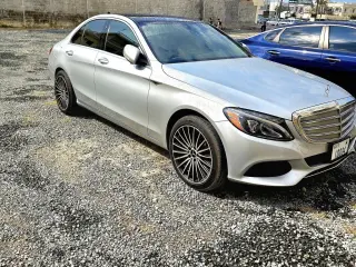 2015 Mercedes-Benz C-Class في Dubai سيارة مستعملة