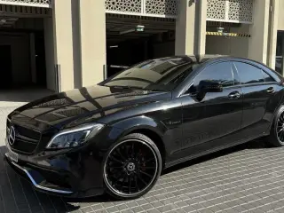 2012 Mercedes-Benz CLS في Dubai سيارة مستعملة