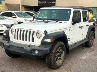 2021 Jeep Wrangler Unlimited في Dubai سيارة مستعملة
