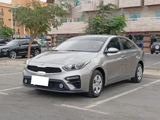 2020 Kia Cerato في Dubai سيارة مستعملة