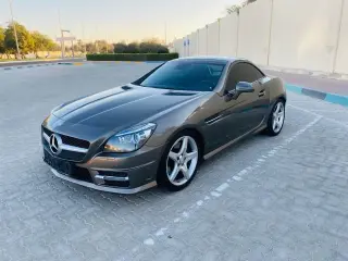 2014 Mercedes-Benz SLK في Abu Dhabi سيارة مستعملة