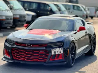 2017 Chevrolet Camaro في Dubai سيارة مستعملة