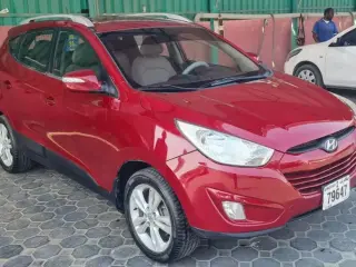 2011 Hyundai Tucson in Sharjah used car