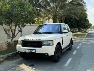 2010 Land Rover Range Rover in Dubai used car
