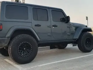 2024 Jeep Wrangler Unlimited في Dubai سيارة مستعملة