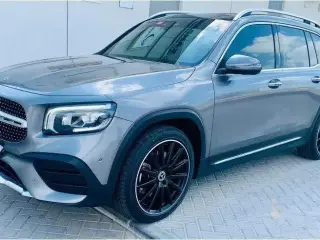 2020 Mercedes-Benz GLB في Dubai سيارة مستعملة