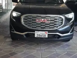 2018 GMC Terrain في Dubai سيارة مستعملة