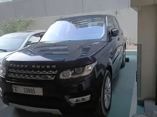 2015 Land Rover Range Rover Sport in Dubai used car