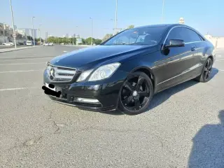 2013 Mercedes-Benz E-Class في Abu Dhabi سيارة مستعملة