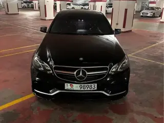 2015 Mercedes-Benz E-Class في Abu Dhabi سيارة مستعملة